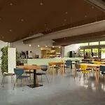 Hostel Wow