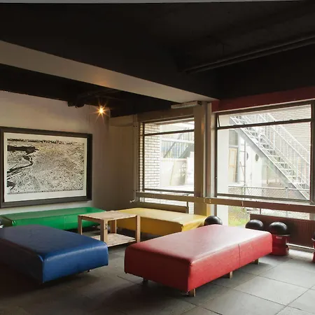 Wow Albergue Amesterdão