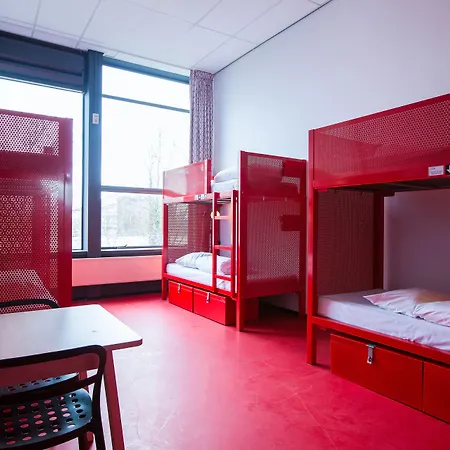 Wow Hostel
