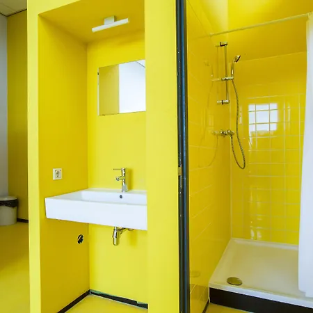 Wow Hostel Amsterdam